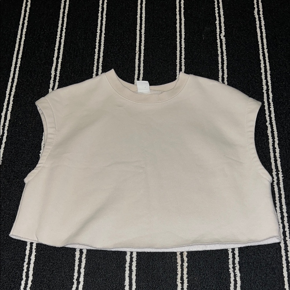 H&M Cream Cropped Cut Off Muscle Sweatshirt Top